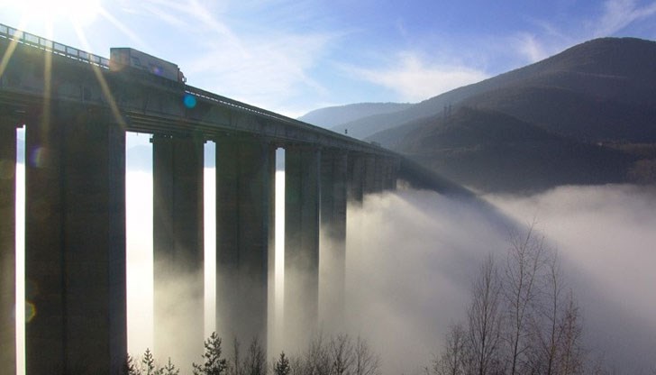 Случайно минаващи са се натъкнали на тялото му