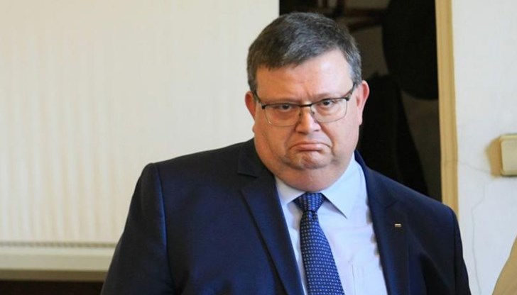 Оставката ми няма общо с отнетия достъп до класифицирана информация Оставката ми няма общо с отнетия достъп до класифицирана информация