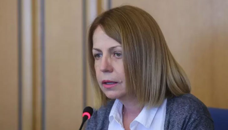 Преизбирана без мисъл, като марионетка на предишния кмет и премиер Преизбирана без мисъл, като марионетка на предишния кмет и премиер