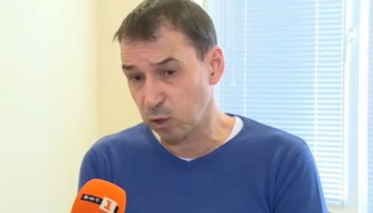 Лекарят заяви, че се чувства унизен и благодари за подкрепата на своите пациенти в този тежък момент Лекарят заяви, че се чувства унизен и благодари за подкрепата на своите пациенти в този тежък момент