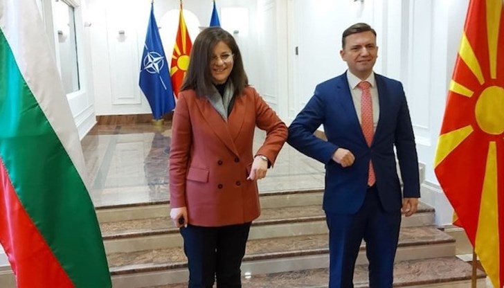 Разчитаме на вас правата на българите да бъдат защитени, обърна се външният ни министър към своя колега Османи Разчитаме на вас правата на българите да бъдат защитени, обърна се външният ни министър към своя колега Османи