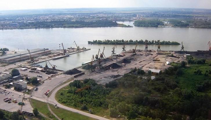 Генералният план ще обхване всички 10 терминала в пристанищния комплекс на Русе Генералният план ще обхване всички 10 терминала в пристанищния комплекс на Русе