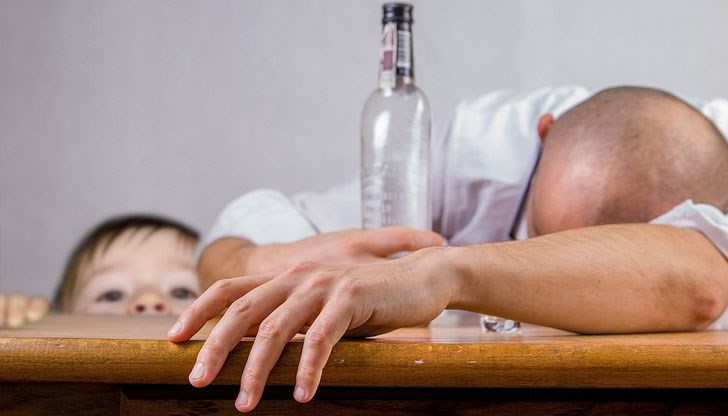 Има безброй доказани медицински усложнения, които мотивират хората да спрат да пият