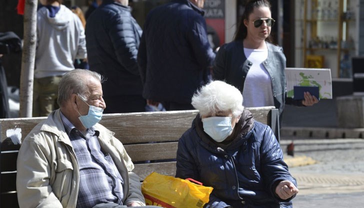 Те засягат над 1 милион възрастни хора, които пред януари получиха по-ниски пенсии Те засягат над 1 милион възрастни хора, които пред януари получиха по-ниски пенсии