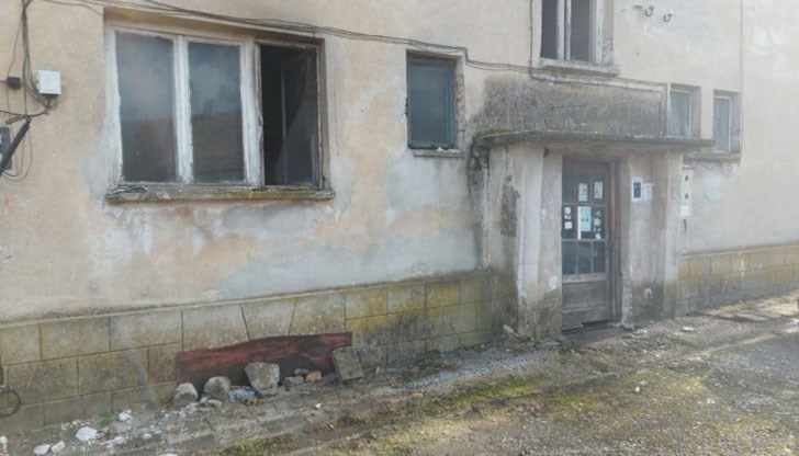 На този етап не са установени данни за умишлен палеж, предполага се късо съединение