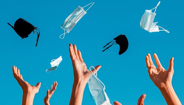 Британското правителство отмени почти всички ограничения, въведени с цел борба с коронавируса Британското правителство отмени почти всички ограничения, въведени с цел борба с коронавируса