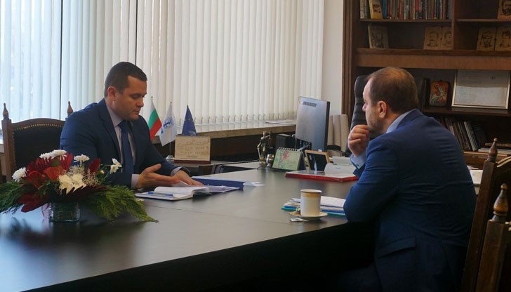 Министърът на околната среда и водите има реалната възможност да бъде част от решаването на проблема с въздуха на Русе, започвал преди 30 години