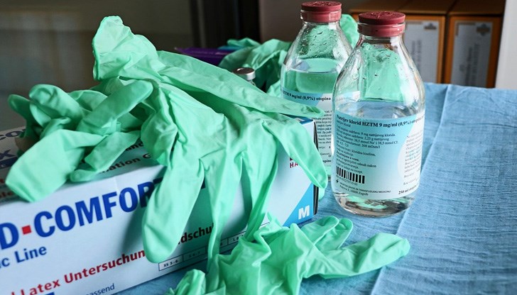 6 санитари също са дали положителни проби