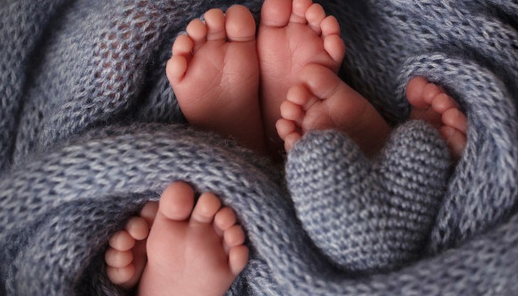 Жителка на американския щат Калифорния роди близнаци навръх Нова година