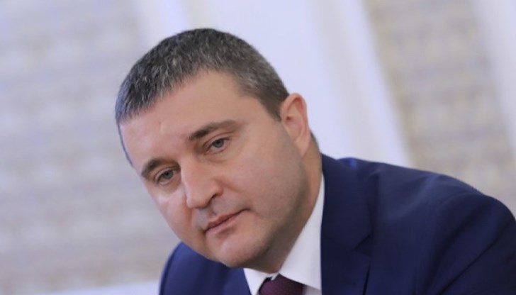 Днес Горанов е дал показания във връзка със сигнала на движение БОЕЦ за снимки на пари и златни кюлчета в чекмедже Днес Горанов е дал показания във връзка със сигнала на движение БОЕЦ за снимки на пари и златни кюлчета в чекмедже