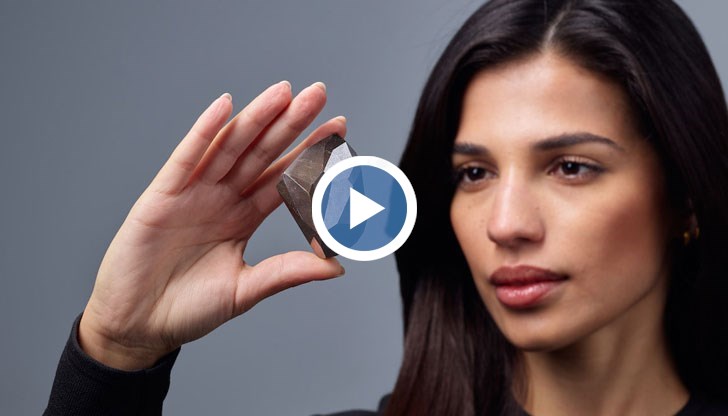 Очаква се цената на "Енигма", който е 555,55 карата, да достигне 7 милиона долара