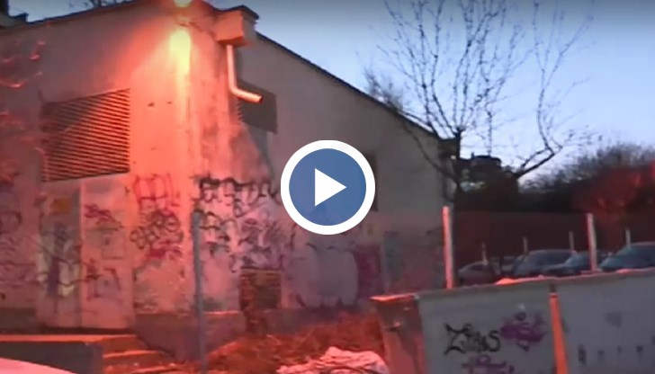 Стотици собственици на апартаменти в жилищен блок в столичния квартал „Гоце Делчев” плащат за промишлен ток от близо трийсет години