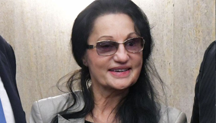 Весело е в българския парламент.Днес много се смях, като видях