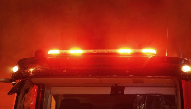 Пожар е възникнал в жилищен блок в Търговище днес по