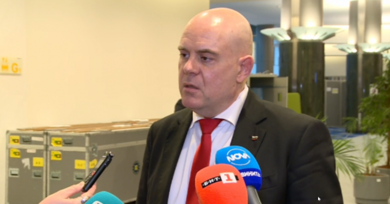 Досъдебното производство, известно като "Барселонагейт" не е приключило, но се