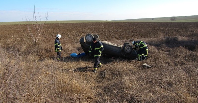 11-годишно дете и 65-годишен са в болница след катастрофата на