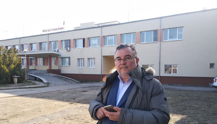 Стихията Омикрон - как да лекуваме болните?"Всеки вариант си има