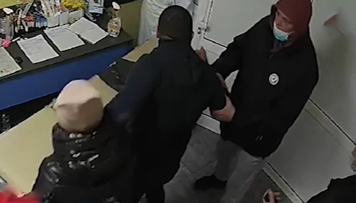 Поредица от случаи на агресия срещу медици в РусеСлед като