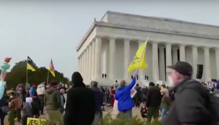 Няколко хиляди души излязоха по улиците на Вашингтон, за да