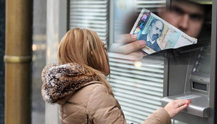 Водещи банки започват да начисляват вече не твърда такса, а