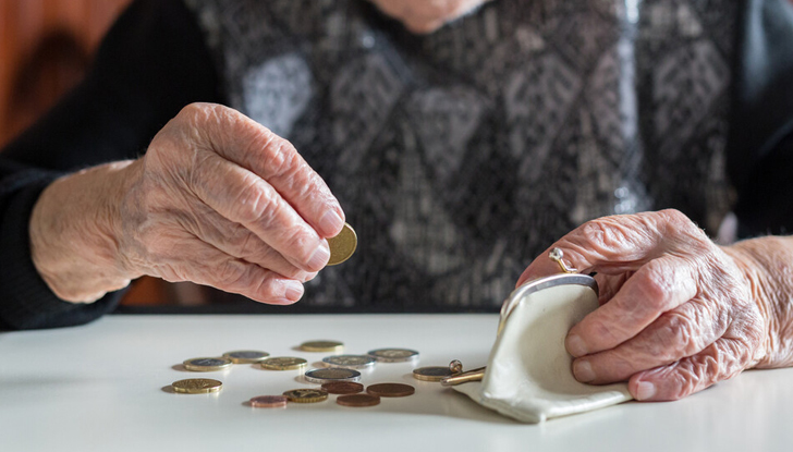 Разликата/грешката, невидима за експертите на НОИ, е породена от датата