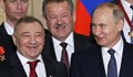 Несъвместимо е да не харесваш Путин, но да обожаваш путиновата олигархия, която ти купува скъпи неща