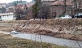 Извадиха катастрофиралата кола от коритото на река Струма