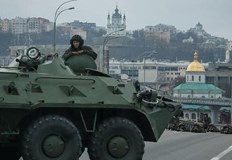 Войната е зло и винаги неприемлива но разделя мненията за това кой