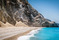 Гърция обяви начало на туристическия си сезон още от 1