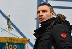 Кличко заяви че ситуацията в Киев засега е под контролКметът