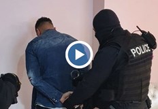 По неофициална информация има около 10 задържаниСпецакция на полиция и