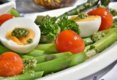 Много хора прибягват до диетични храни с надежда да отслабнат