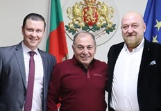 Забележителният Севдалин Петров навърши 70 години днесЗа успешната си професионална