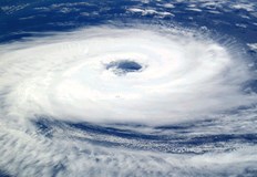 През следващото денонощие под влияние на преминаващ южно от страната