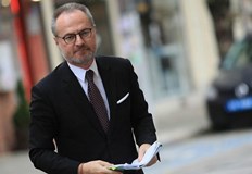 Той беше съдия там допреди седем годиниСъдийската колегия на Висшия