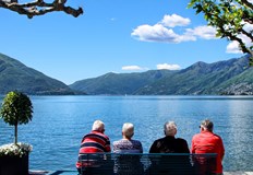 Седем души включително собствениците и някои служители в частен старчески