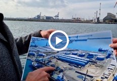 Тонове опасни химикали са складирани на пристанище Бургас без екооценка