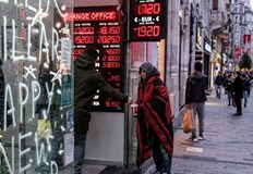 Турската катастрофа когато парите не стигат за парче сиренеПо турската