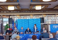 Според Бойко Борисов премиерът плюел България в БрюкселЛидерът на ГЕРБ който