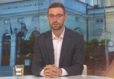 Заплатите в държавния сектор включително и на служителите в МВР