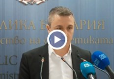 Извънреден брифинг на министъра на енергетиката Александър Николов коментира критиките от