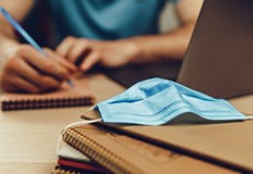 Поради много високия брой заболели в Община Русе след ваканцията преминаваме на