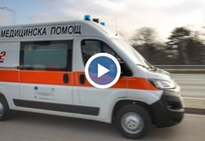 Линейката обикаляла 3 часа между лечебните заведения58 годишна жена със съмнение