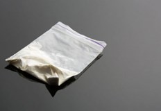 В 24 годишния младеж са намерени метамфетамини и марихуанаНа 22 02 2022г около 08 00