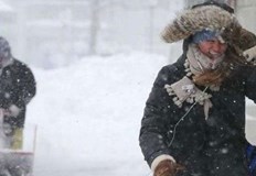 Очертаваща се класическа зимна обстановка прогнозират глобалните модели за началото