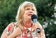 Платените безродници и наивници с аграрните физиономии в профилните си снимкиИма