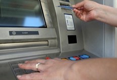 От началото на годината още три големи банки въведоха такса