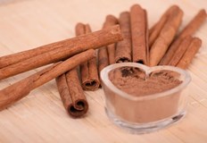 Подправката е полезна не само в кулинариятаКанелата е често използвана