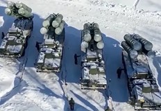 Столтенберг заяви че Москва все още може да предприеме нападение