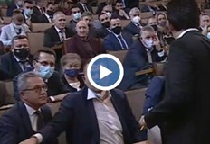 Премиерът разкри за какво са говорилиПремиерът Кирил Петков и депутатът